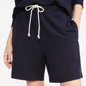 Lou & Grey Signaturesoft Super Plush Short,Medium